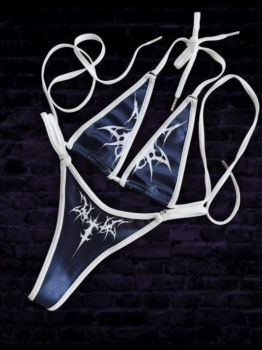 Nixie | Monochrome