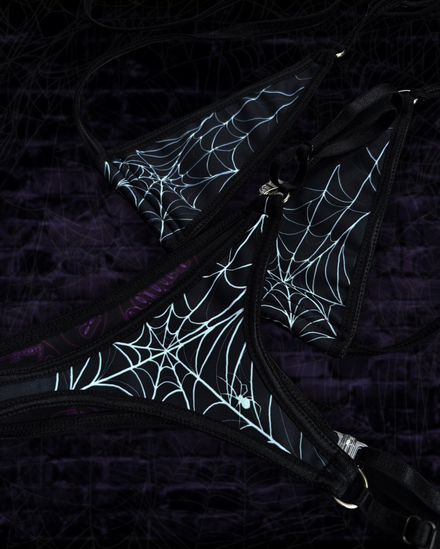 Arachne’s Kiss